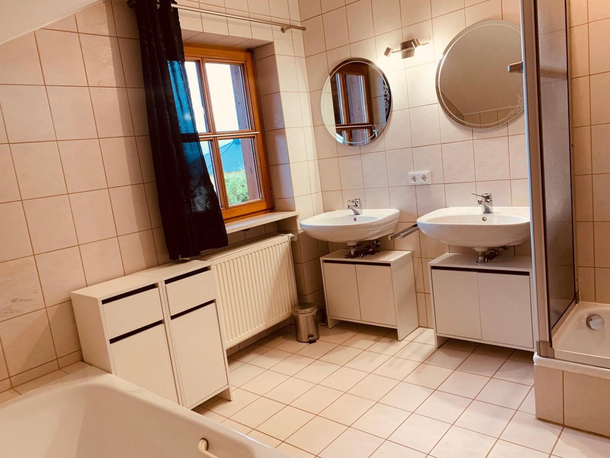 Adlerhorst, 4 Schlafzimmer, Blick In Die Alpen, Parkplatz Thyrnau Экстерьер фото